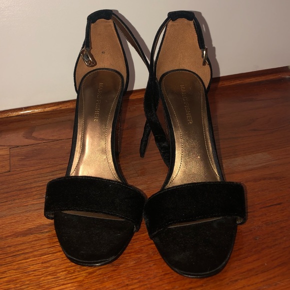 Marc Fisher Heel Sandal - Picture 3 of 8